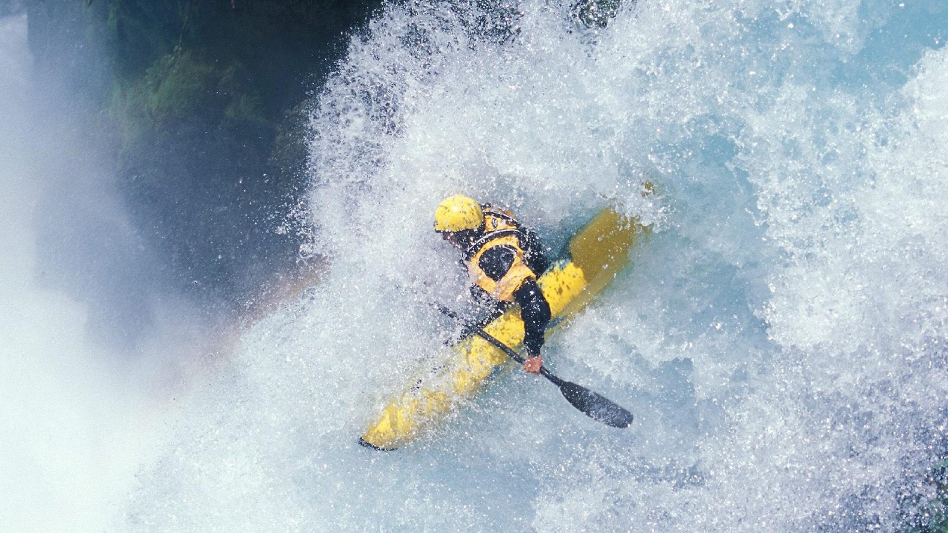 中国蝶泳新星闪耀国际泳联锦标赛，破纪录摘金创历史