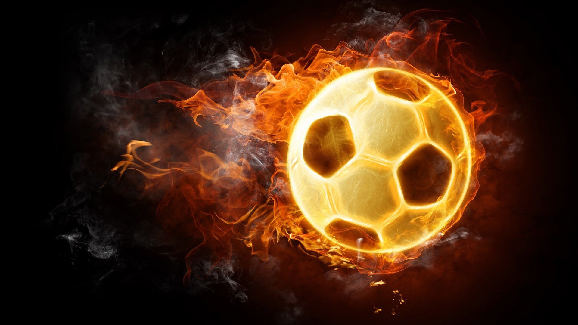 国际帆船赛激战正酣 顶尖选手逐浪争锋