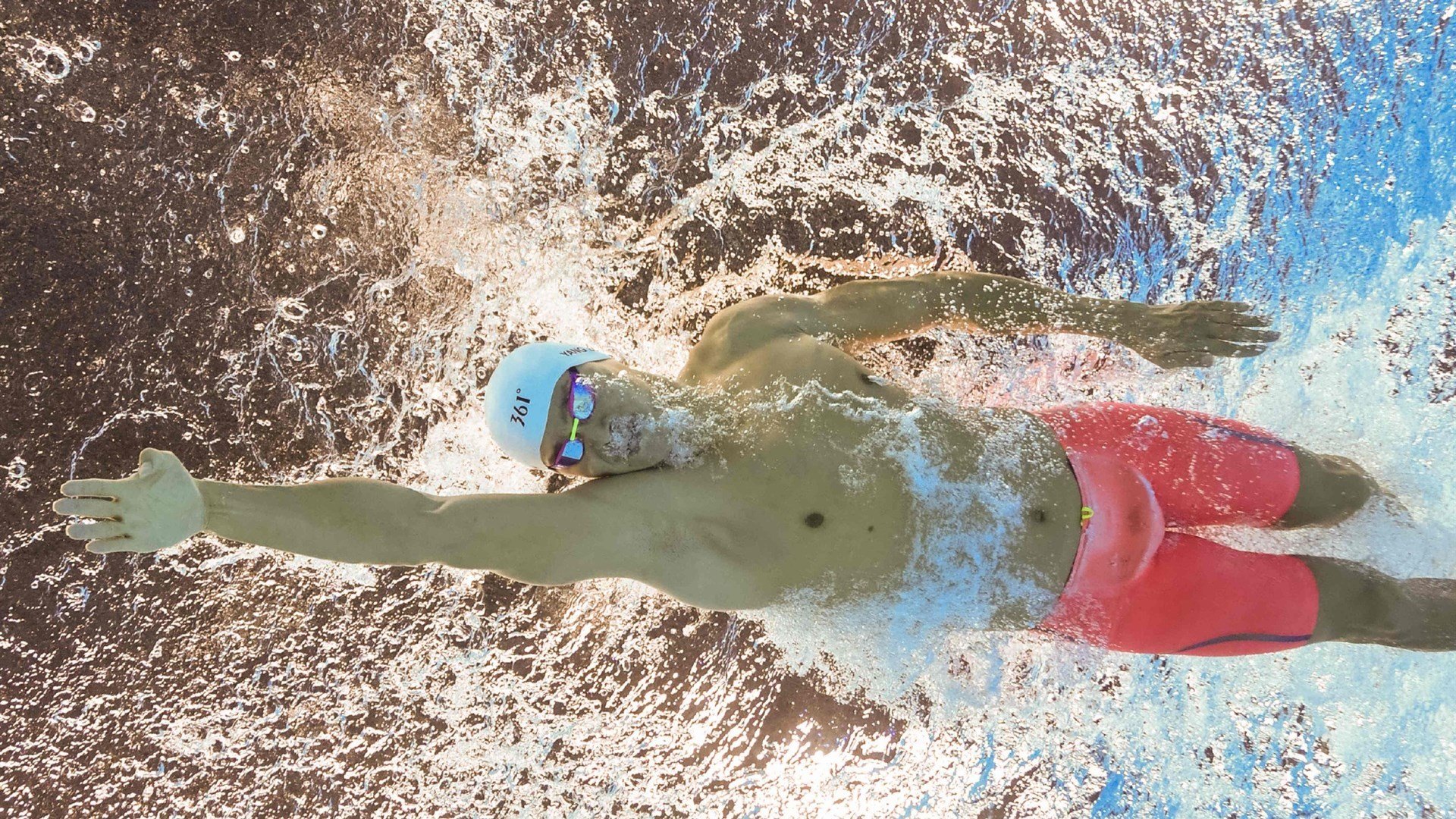 DOTA2国际邀请赛震撼落幕，中国战队再夺冠军宝座