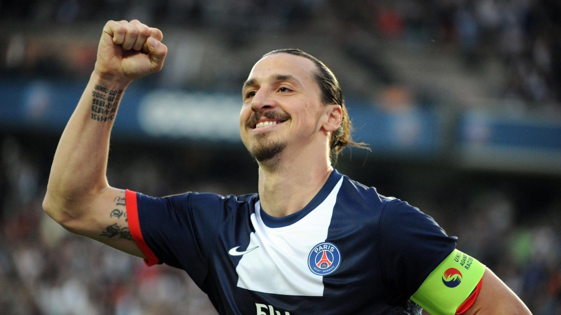 德甲联赛激战正酣，拜仁慕尼黑与多特蒙德上演巅峰对决